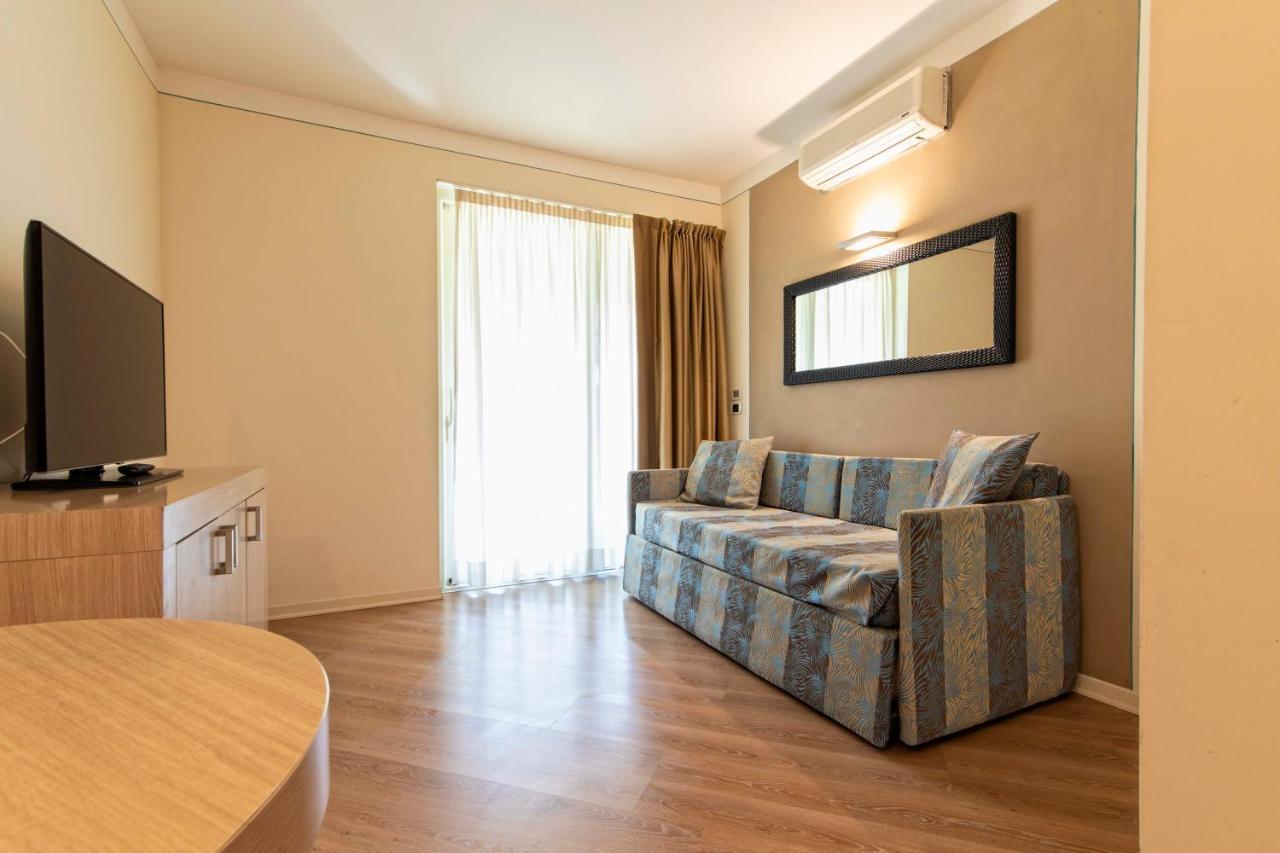 Lake Garda Resort Moniga del Garda Exterior foto