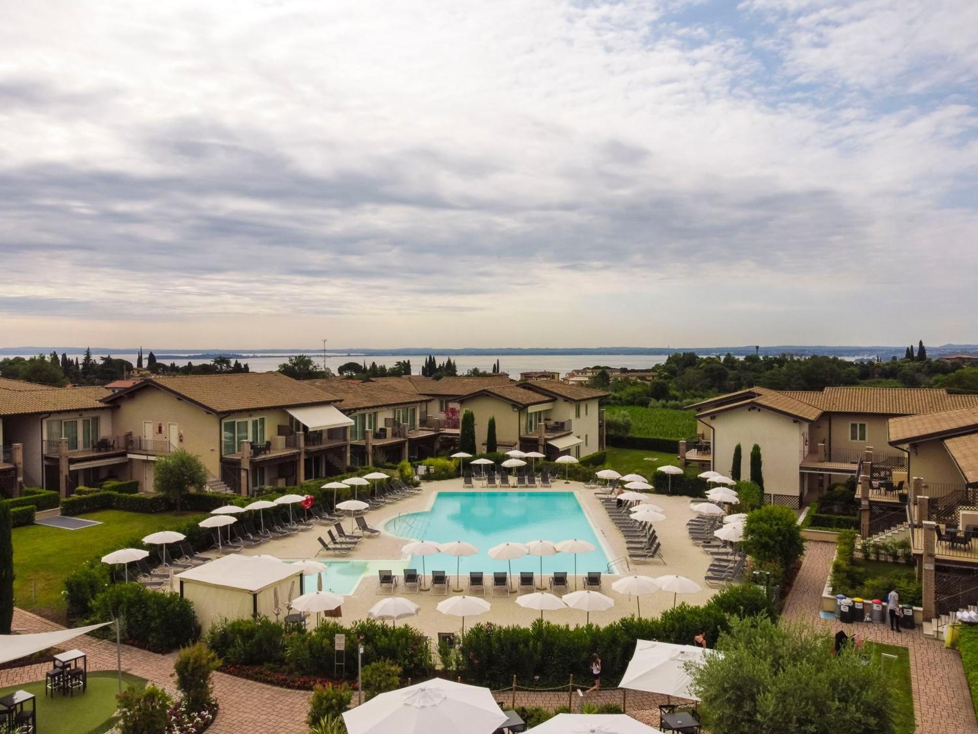 Lake Garda Resort Moniga del Garda Exterior foto