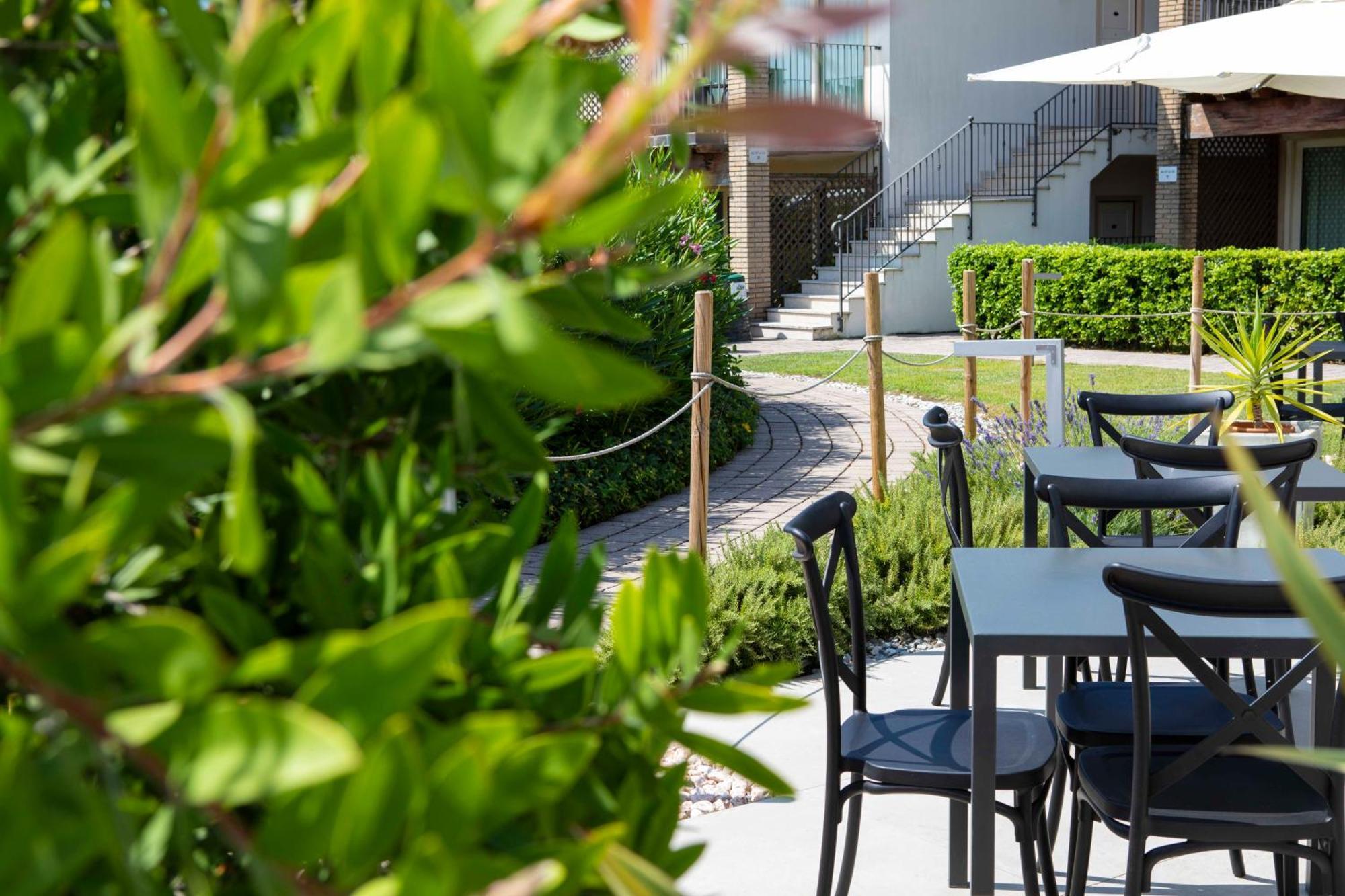 Lake Garda Resort Moniga del Garda Exterior foto