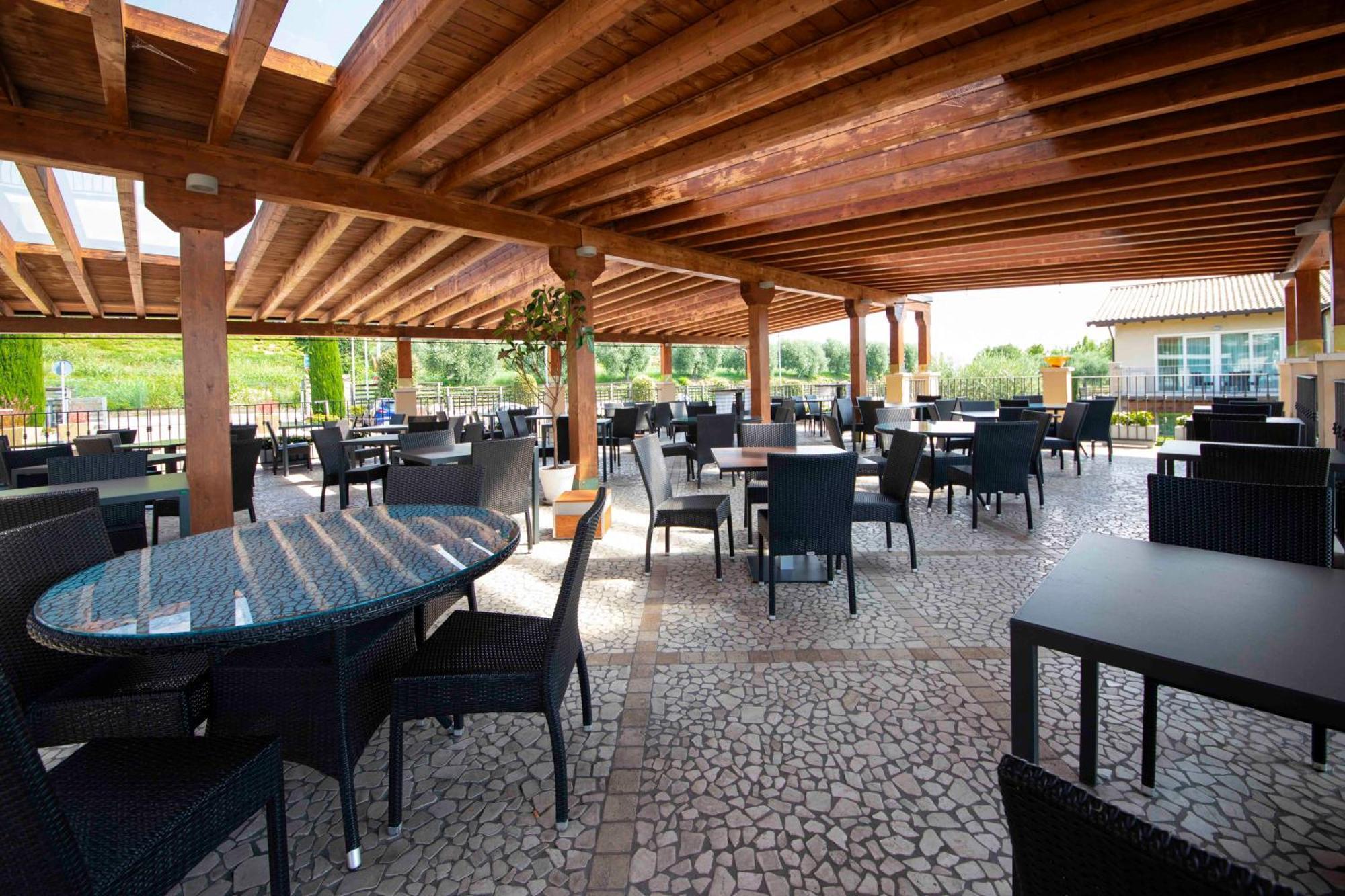 Lake Garda Resort Moniga del Garda Exterior foto